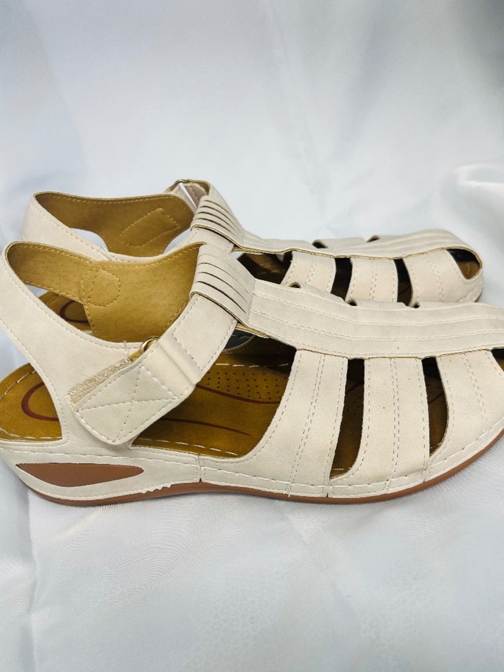 Women's Shibever Hook & Loop Sandals Synthetic Upper Beige Size 8